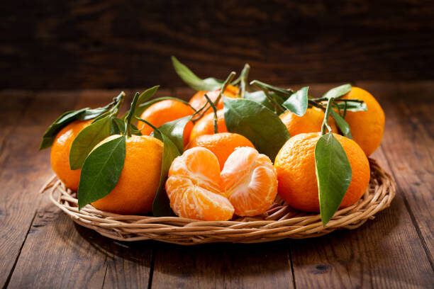 Сколько мандаринов можно съесть в день без вреда для здоровья и с чем их полезнее сочетать