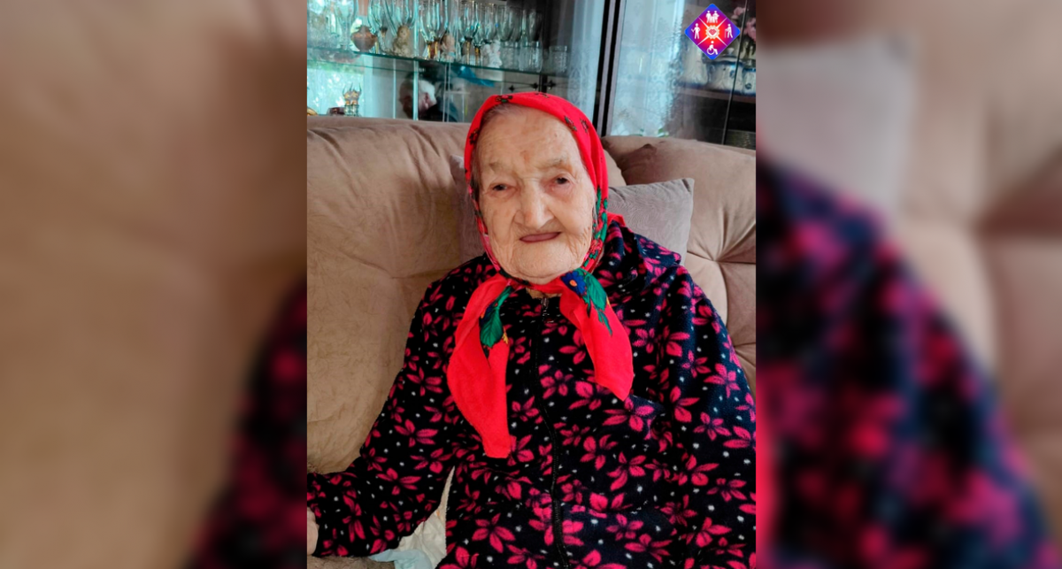    "фото из личного архива Ивановой А.П."