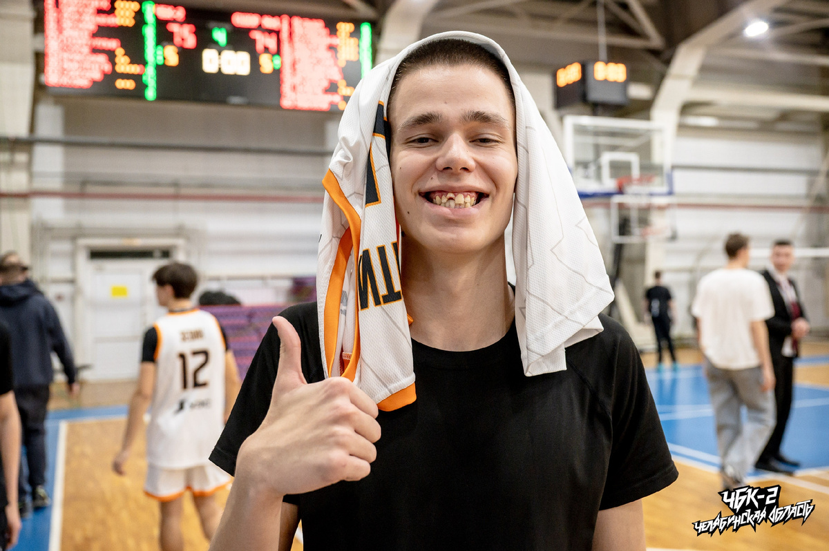 Выбил зуб, но не выбыл из игры