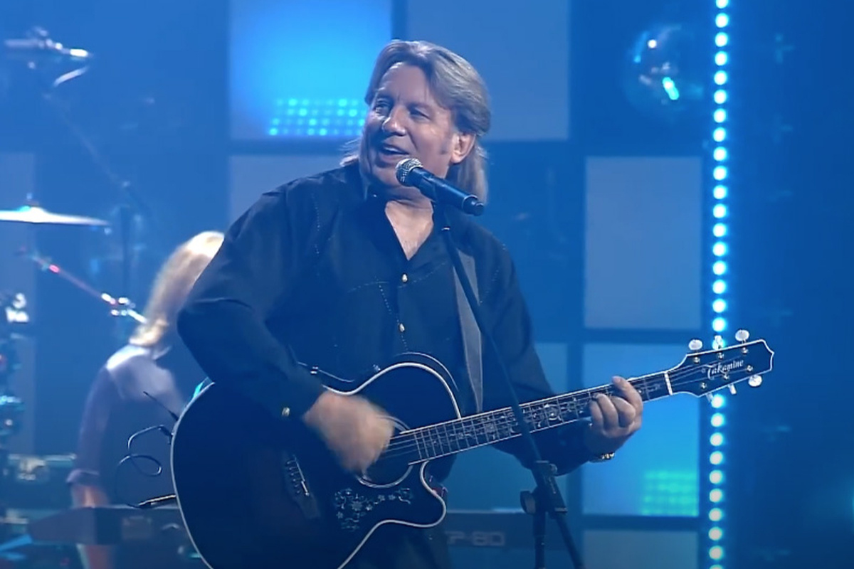    Фото: концерт Юрия Лозы, источник: Youtube