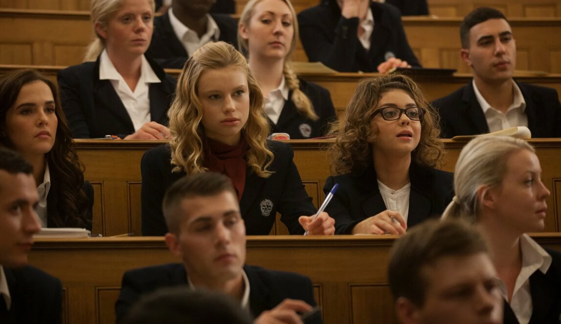    Кадр из фильма «Академия вампиров» (Vampire Academy)