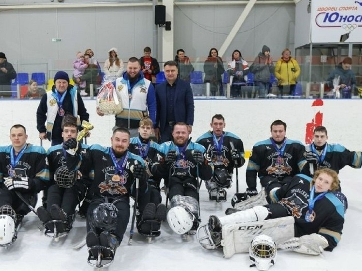     Хоккей. Фото: информационный портал Свердловской области