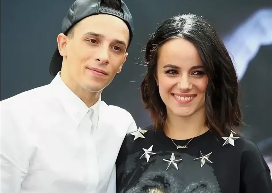 С каждым отдельным женихом и тем или иным мужчиной складывается все по-разному и повторений обычно никогда не бывает и это как раз то, что нужно и в этом строиться вся история, события и все случаи. О которых потом можно вспоминать и рассказывать.