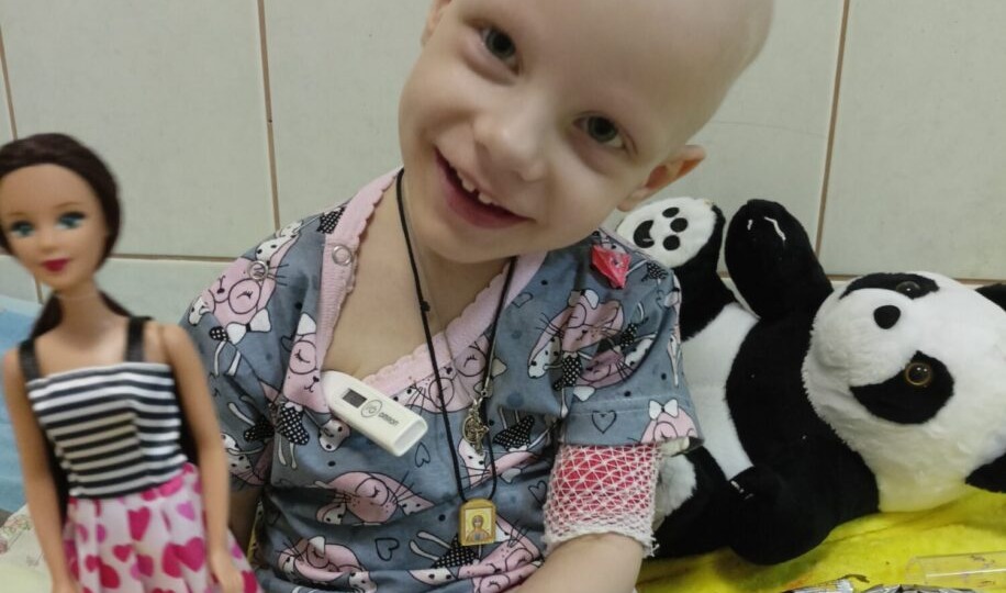 Помогите Соне победить последствия нейробластомы и снова научиться ходить