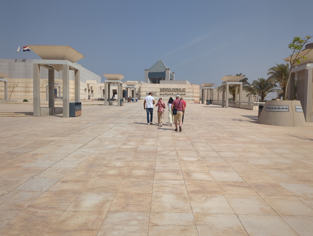 Территория музея