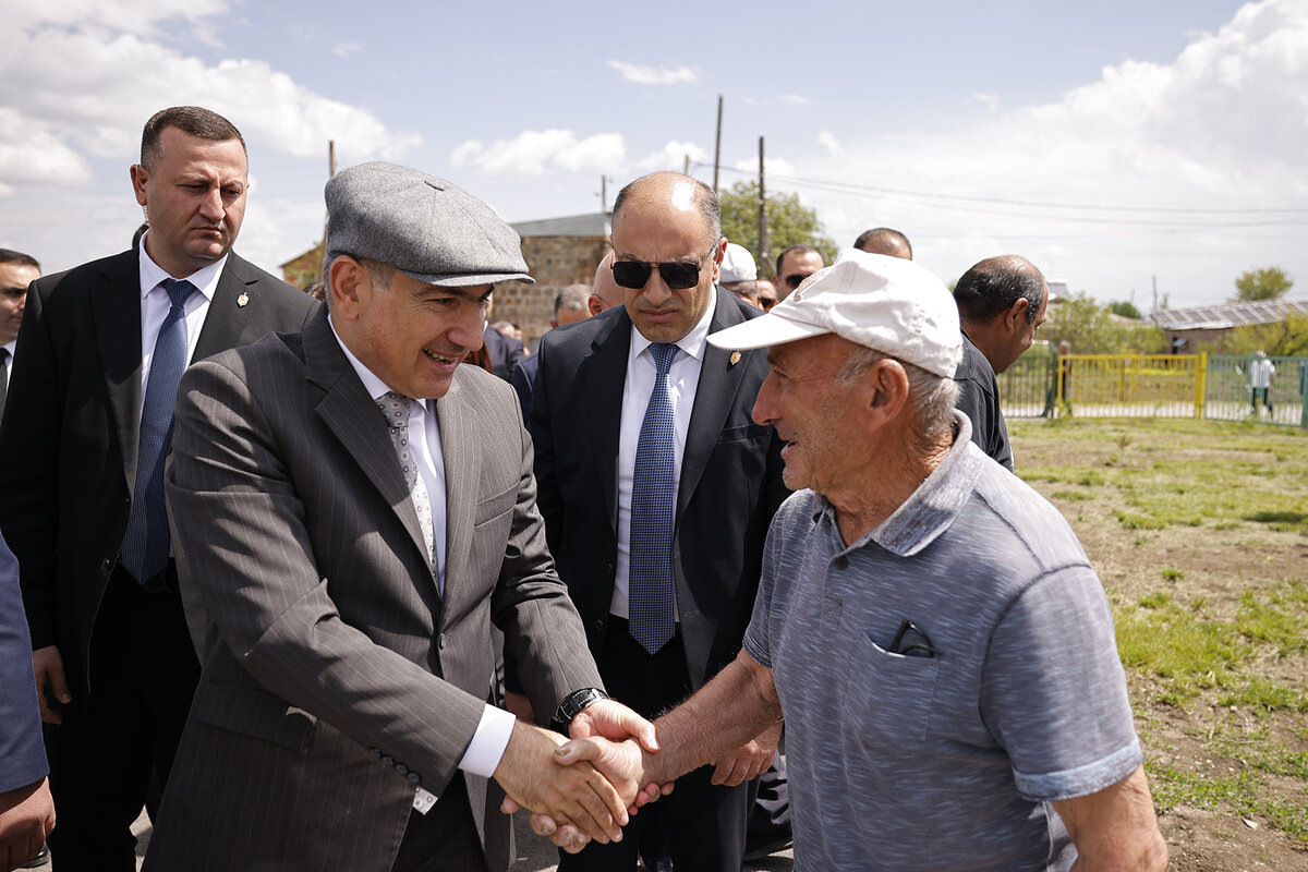    Никол Пашинян заявлял, что пожилых людей прибавка не спасет, так как они не умеют правильно распоряжаться деньгами. Фото: сайт Премьер-министра Республики Армения.