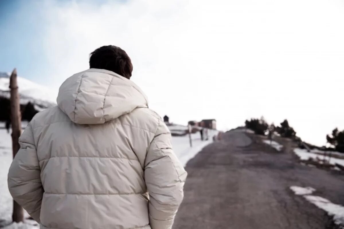    Сын в детдоме, отец в розыске.