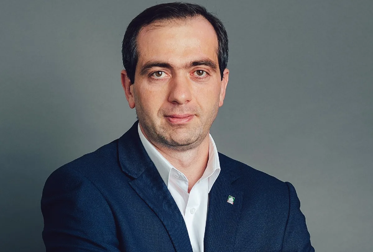 Вадим Фидаров — директор по работе с органами государственной власти, член Правительственной комиссии по развитию лесного комплекса.