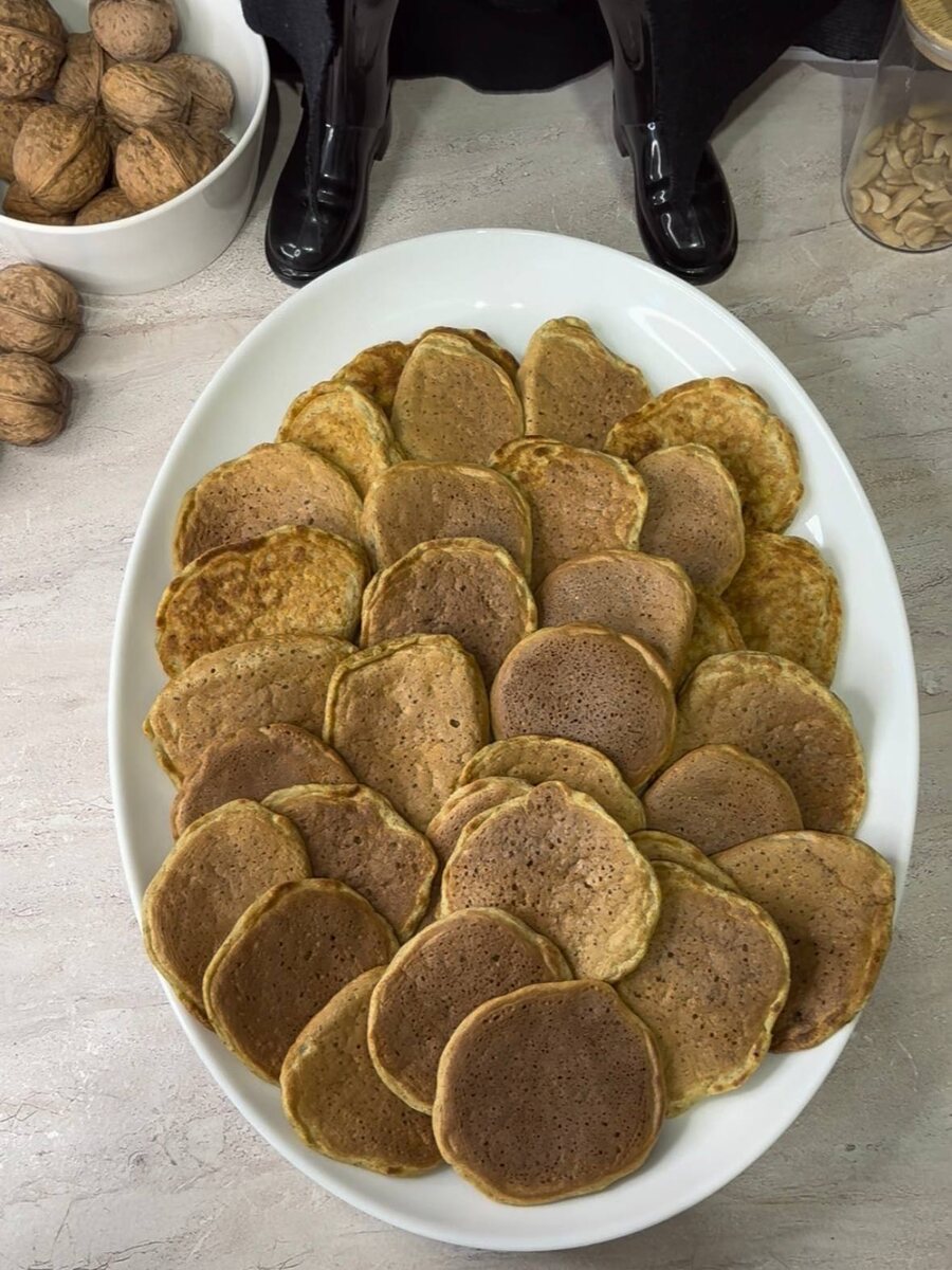 Оладьи в блюде 33 см