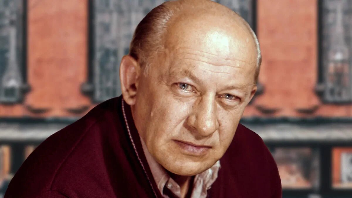 Евгений Евстигнеев 