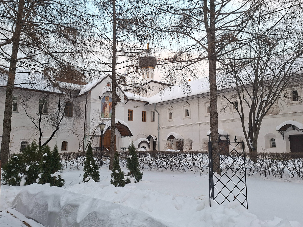 фото автора нНовоспасский монастырь