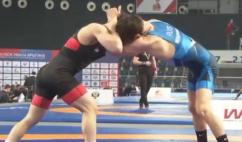     В Красноярске начался турнир по вольной борьбе «Кубок Ивана Ярыгина»