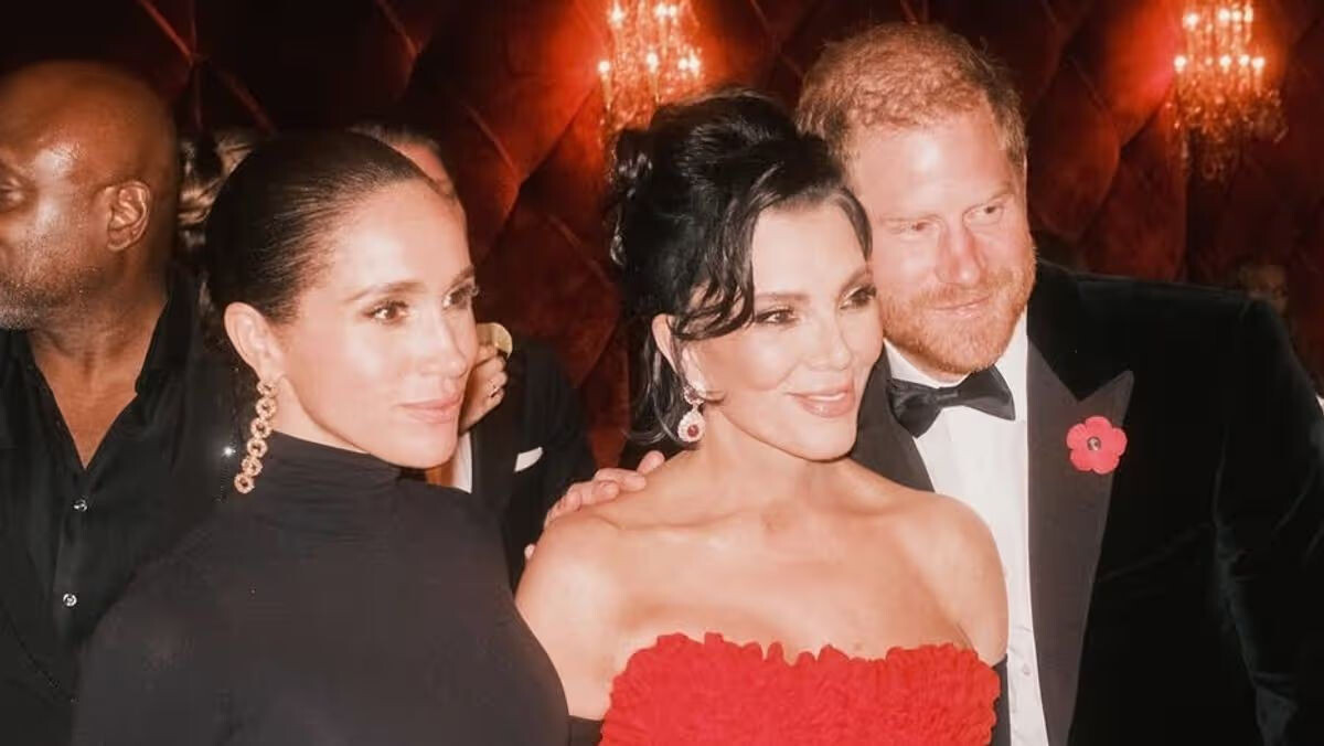 Ким Кардашьян, обезоруживающе прямолинейно рассказала в подкасте, как Гарри и Меган сами попросили удалить эти снимки.