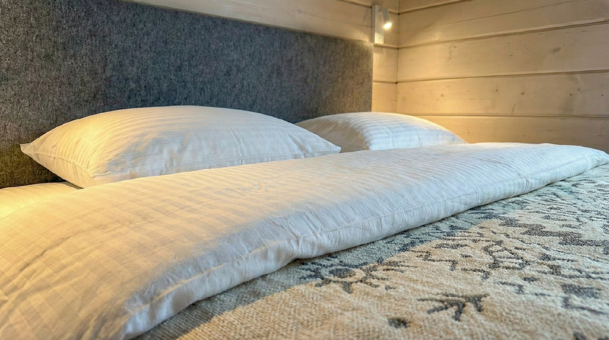 Текстиль на кроватях в Горетово Парк