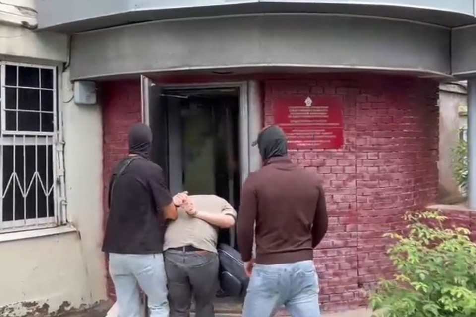    Момент задержания подсудимого. Фото: ФСБ Удмуртии