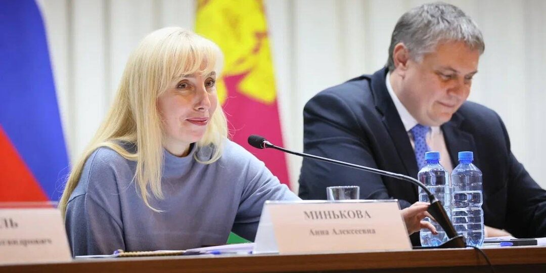 Инвалидам – дом на болоте, свекрови – 400 тысяч в месяц: что известно о задержанной замгубернатора Кубани