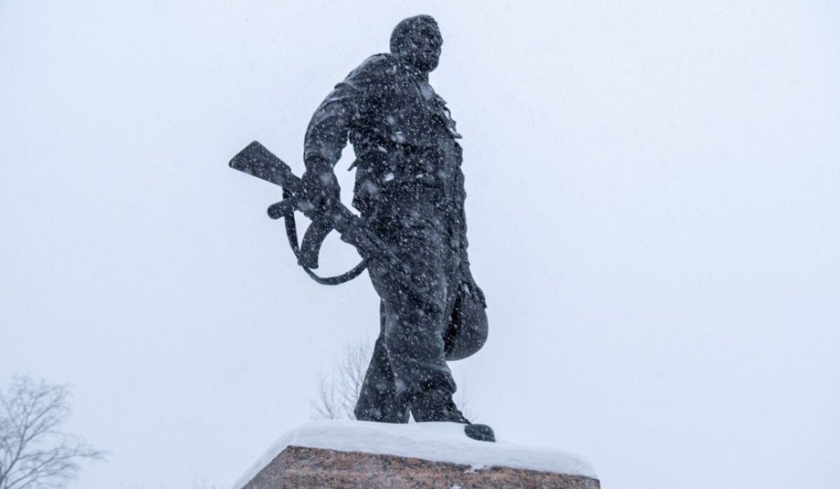     Памятник воинам-интернационалистам у Музея Победы. Источник: Музей Победы Автор фото: Пресс-служба Музея Победы