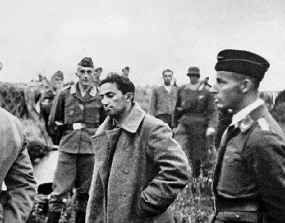 Даже эсэсовцы в лагере замерли в изумлении: что сделал пленный сын Сталина за мгновение до выстрела часового