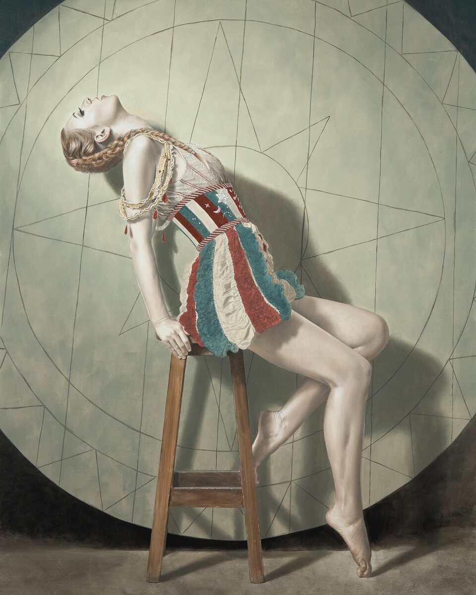 КАРТИНА " В КОГО БРОСАЮТ НОЖИ " В ПРОЦЕССЕ ЕЁ СЗДАНИЯ   ОТ ХУДОЖНИКА СЕРХИО МАРТИНЕСА СИФУЭНТЕСА / Sergio Martinez Cifuentes