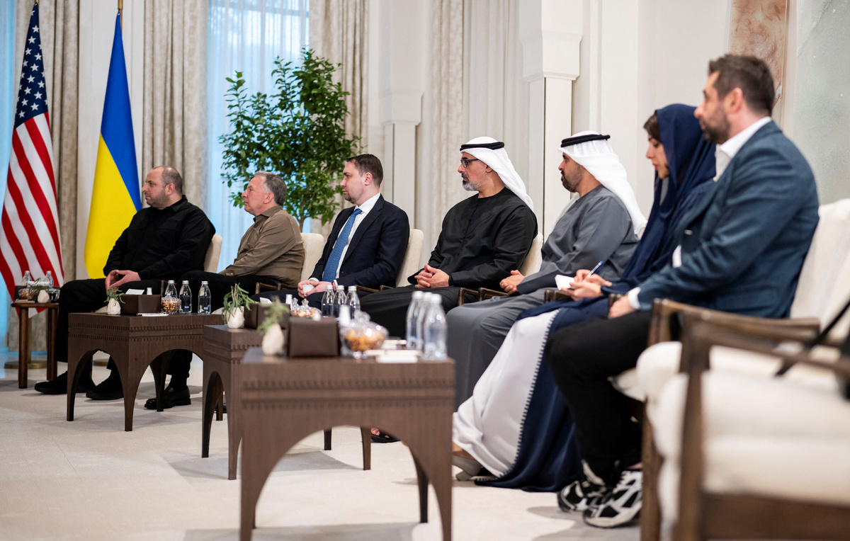 Hamad Al Kaabi/UAE Presidential Court/Handout via REUTERS