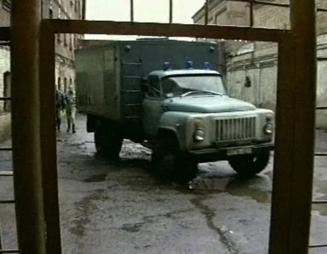 Источник фото: https://www.imcdb.org/vehicle_407575-GAZ-53-12-AZ-1985.html