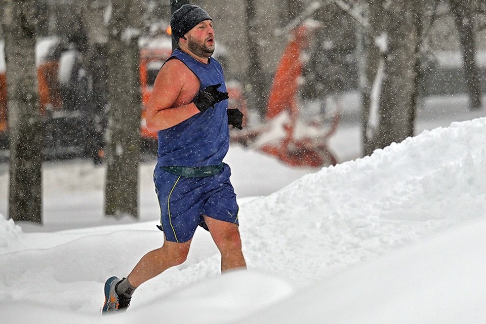    29 января этого года установилась рекордная высота сугробов для Москвы Евгения ГУСЕВА