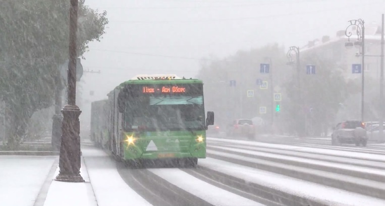 Снежно и тепло в Тюмени 30 января