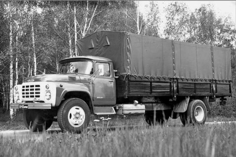 Почему ЗИЛ-130ГУ стал самым необычным советским грузовиком?