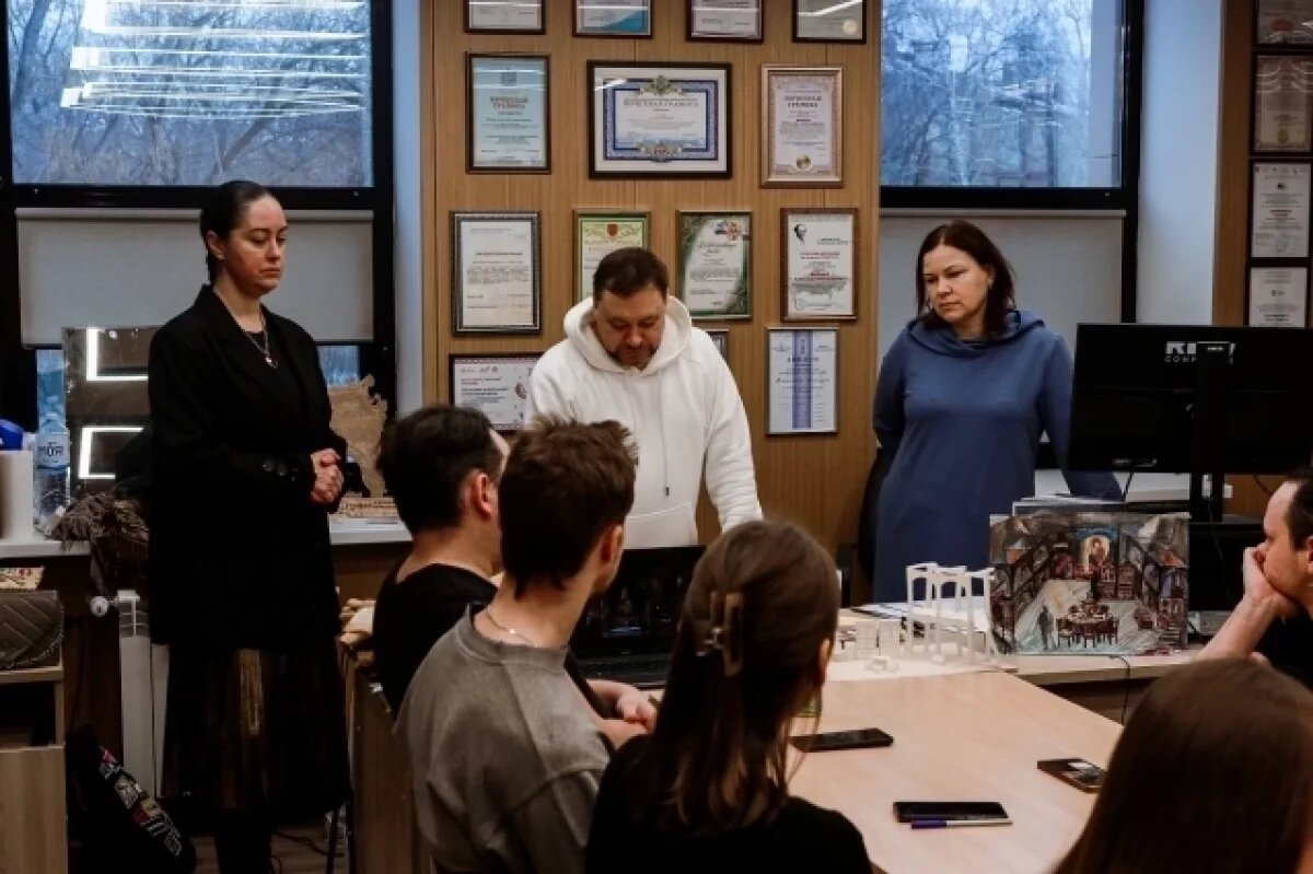    Первая читка пьесы "Васса Железнова" в театре "Мастерская"