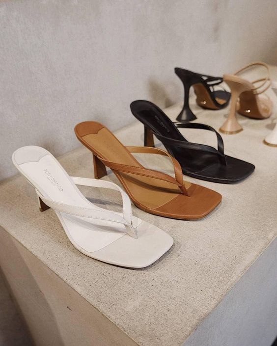 Вьетнамки на каблуке. Трендовая обувь на грядущий тёплый сезон