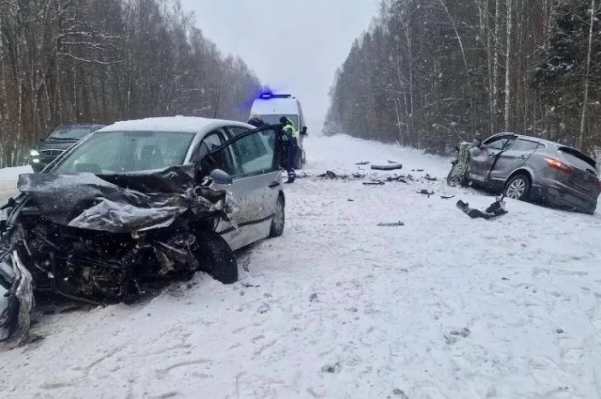    Пенсионерка на Volkswagen столкнулась с Nissan на брянском участке М-3