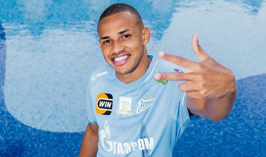    23-летний бразилец Джон Джон Джонатан подписал контракт с «Зенитом». Фото: ФК «Зенит»