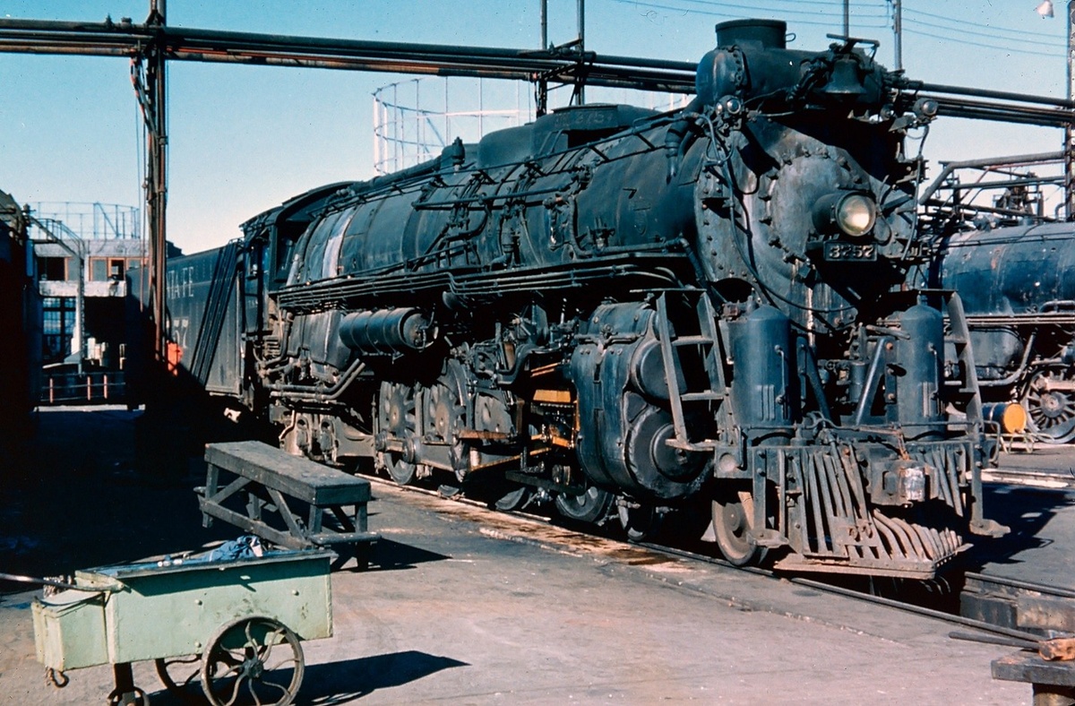 Картинки Яндекса.  Санта-Фе 4-8-4 № 3757