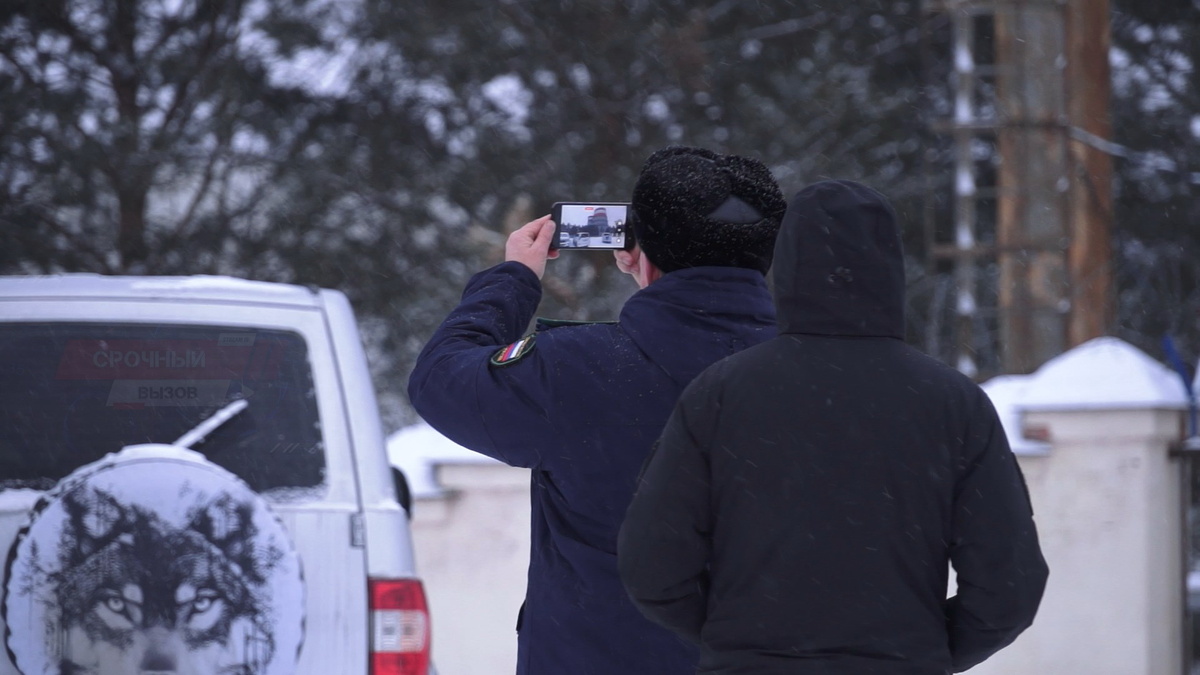 Сотрудник прокуратуры на месте ЧП.
