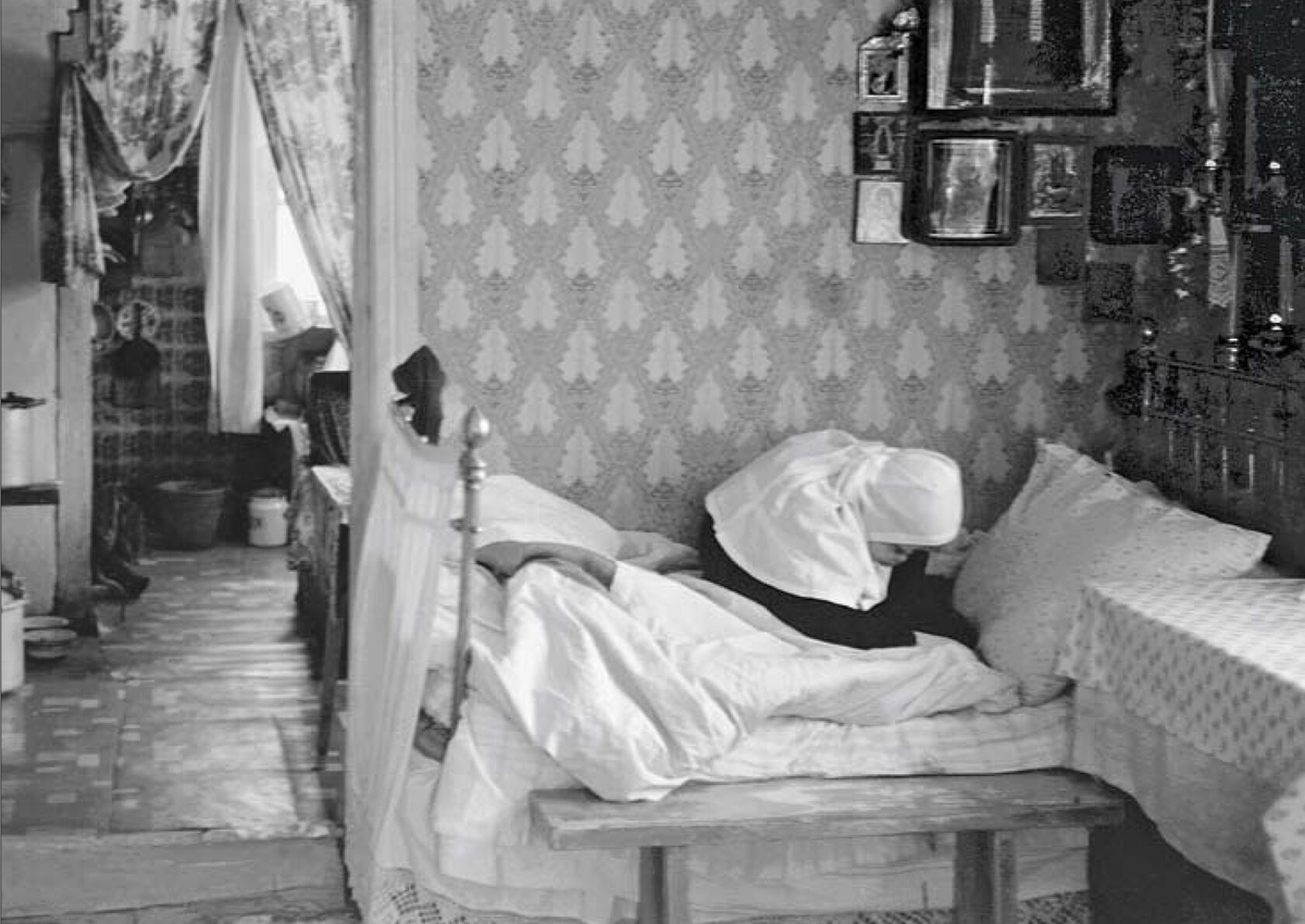 Маленькая Феодосия в Темкино, приютившее её (фото makariya.ru)