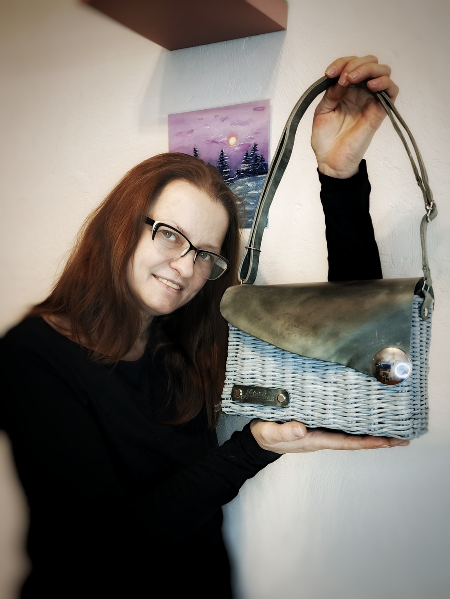 А тут она уже закончена, можно презентовать 