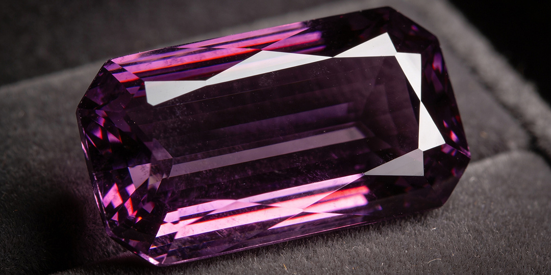 Тааффеит: история самого редкого минерала на Земле