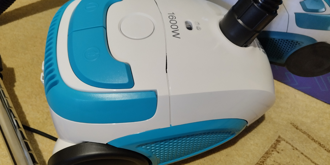 Повелитель пылесосов. Купила новый