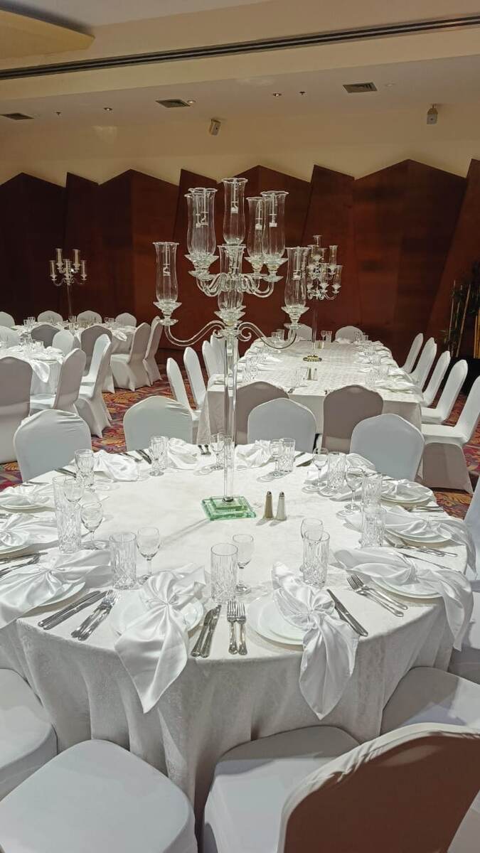 Фото принадлежит автору. Отметить покупку в таком банкетном зале! В Израиле 🇮🇱 это. Друг пригласил