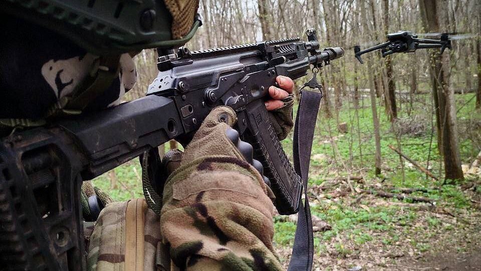 Я видел, как солдат упал