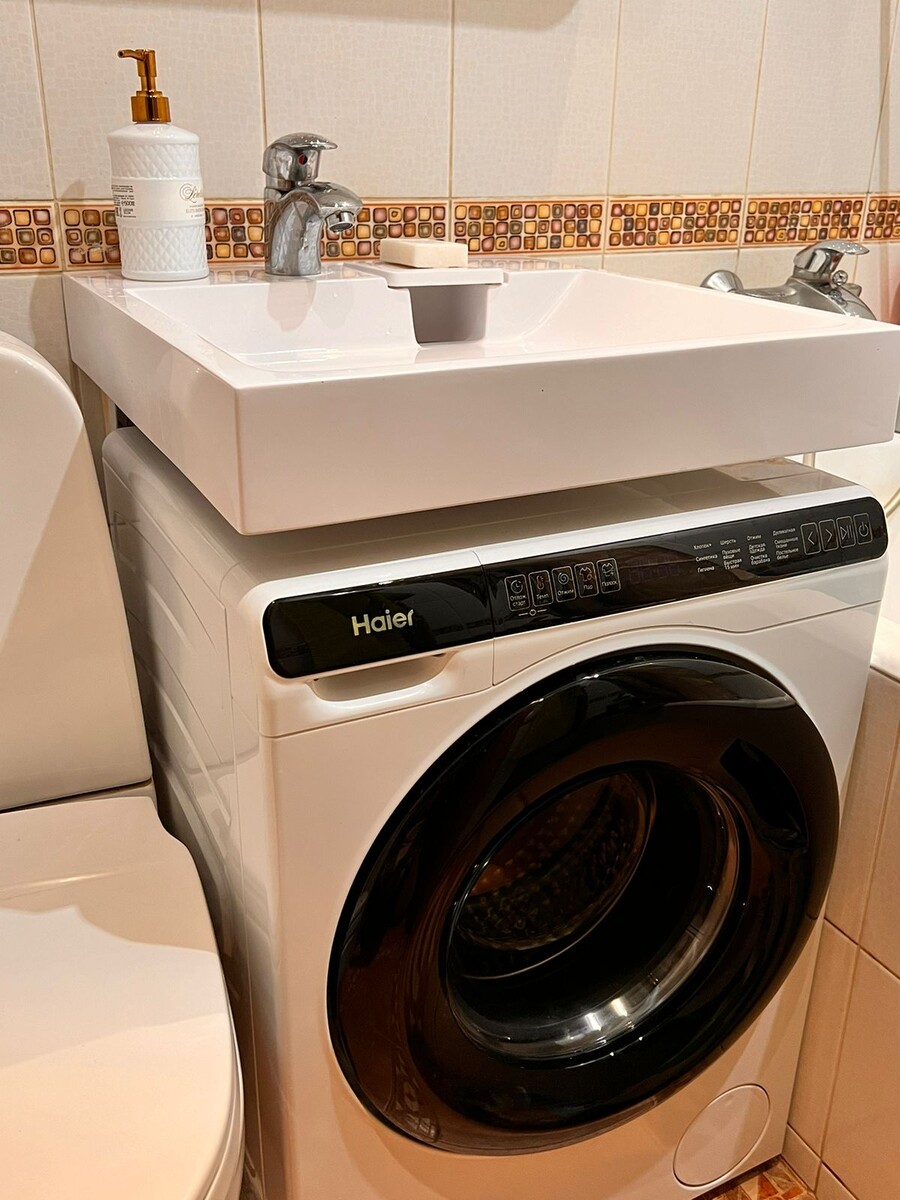 Haier HW50-BP1026 с раковиной Марго