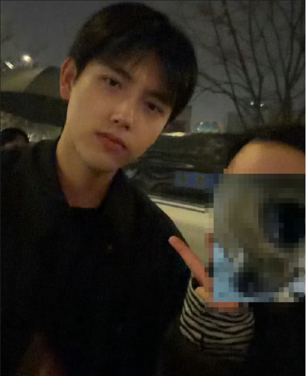 Актер Чэнь Фэйюй.