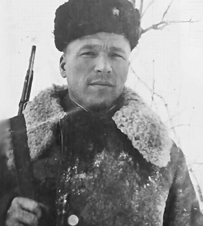 Василий Семенович на фронте