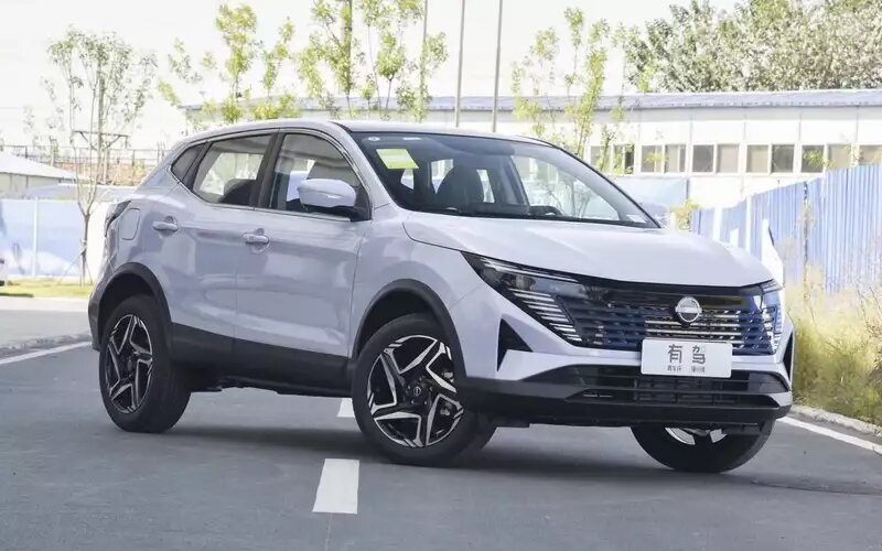 Nissan Qashqai📷
