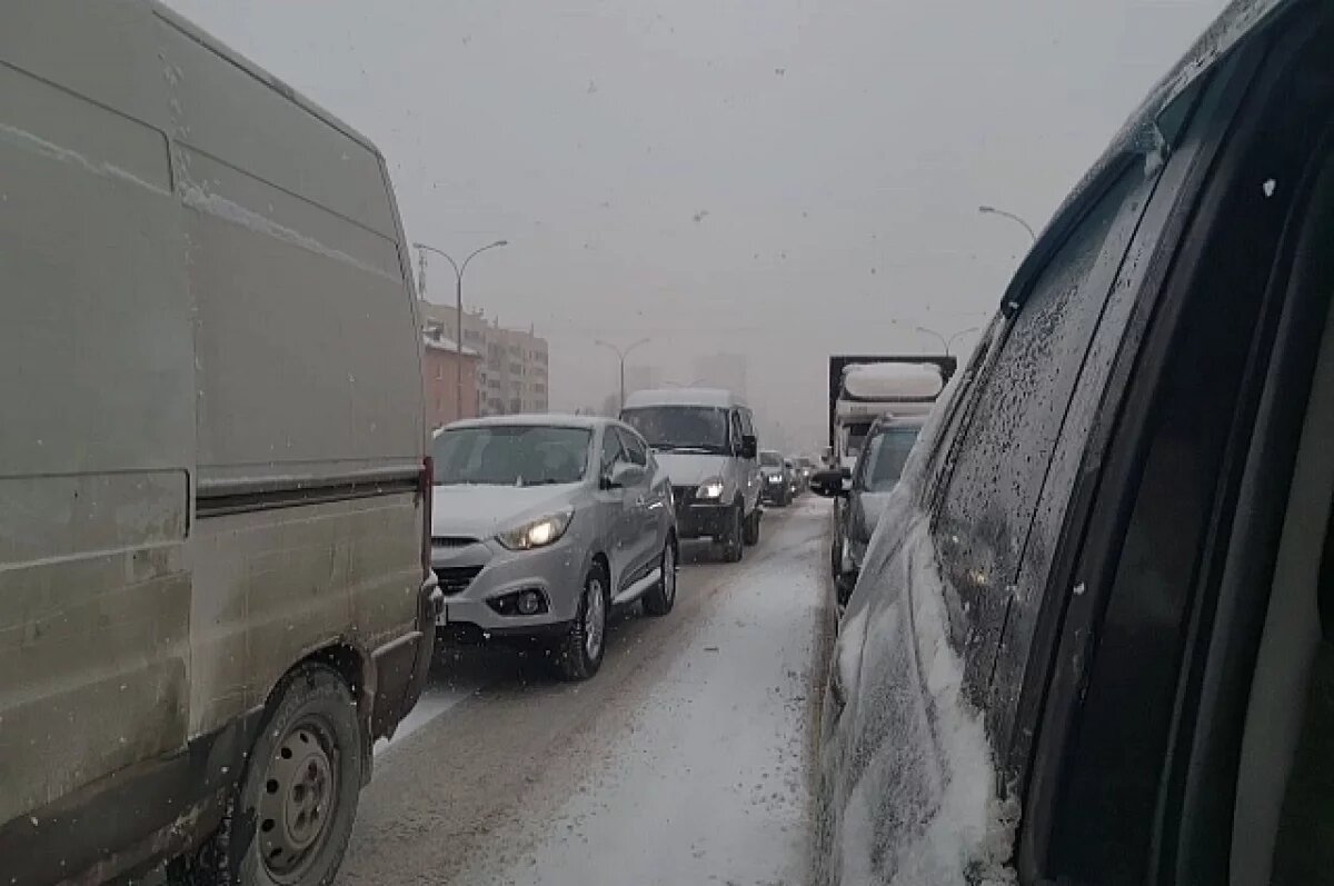    В снегопад водители стали чаще заявлять об авариях онлайн