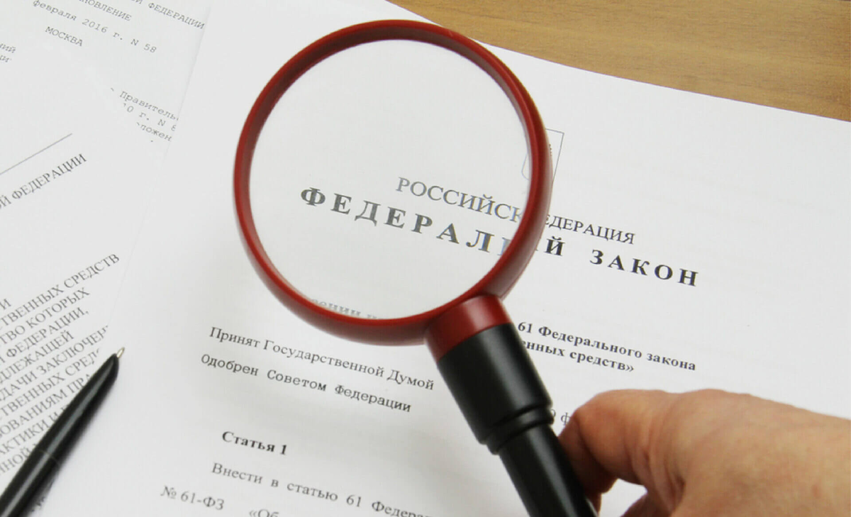 Блокировки чаще связаны не с криптой, а с банковским мониторингом, “треугольниками” и антифрод-логикой переводов