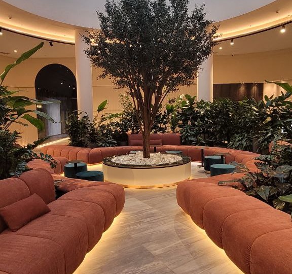 Управляющая компания ЖК «Режиссер» – «Высота Сервис». Разбираем: за что отвечает, как получить услуги, оплатить коммунальные платежи