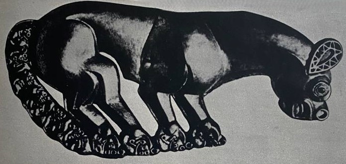 Золотой барс, инкрустированный янтарем и эмалью, из Келермесского кургана на Кубани (СССР). Выполнен в характерном для скифских ювелиров озверином стиле»