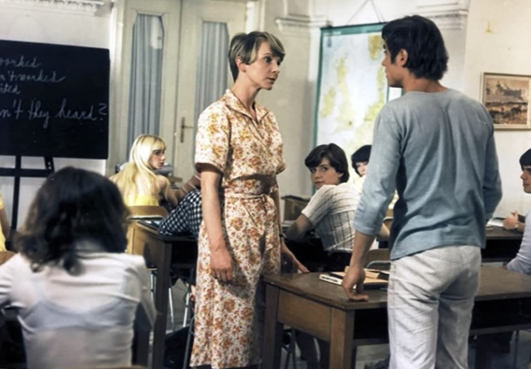 Кадр из фильма "Встреча в июле" взят для иллюстрации из Яндекс Картинки.