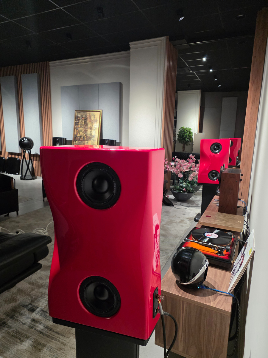 Полочная акустика и напольники,критерии выбора